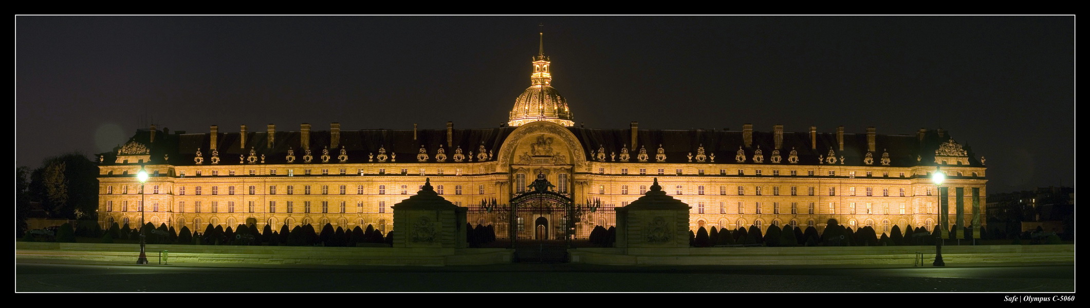 2006   05   Pano invalides 1